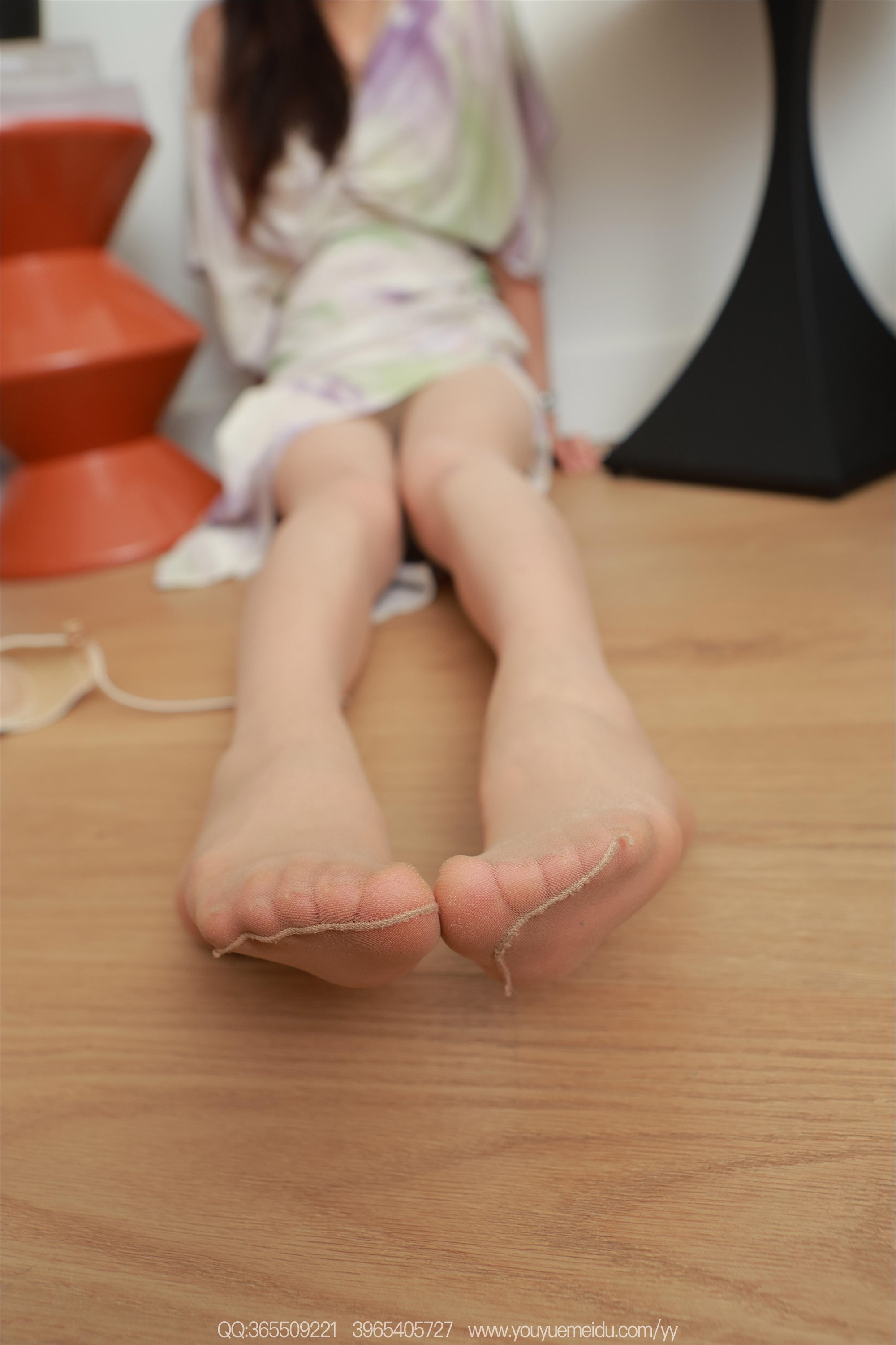 IESS异思趣向  2025.07.20 丝享家 2110 小九《清纯玉腿》